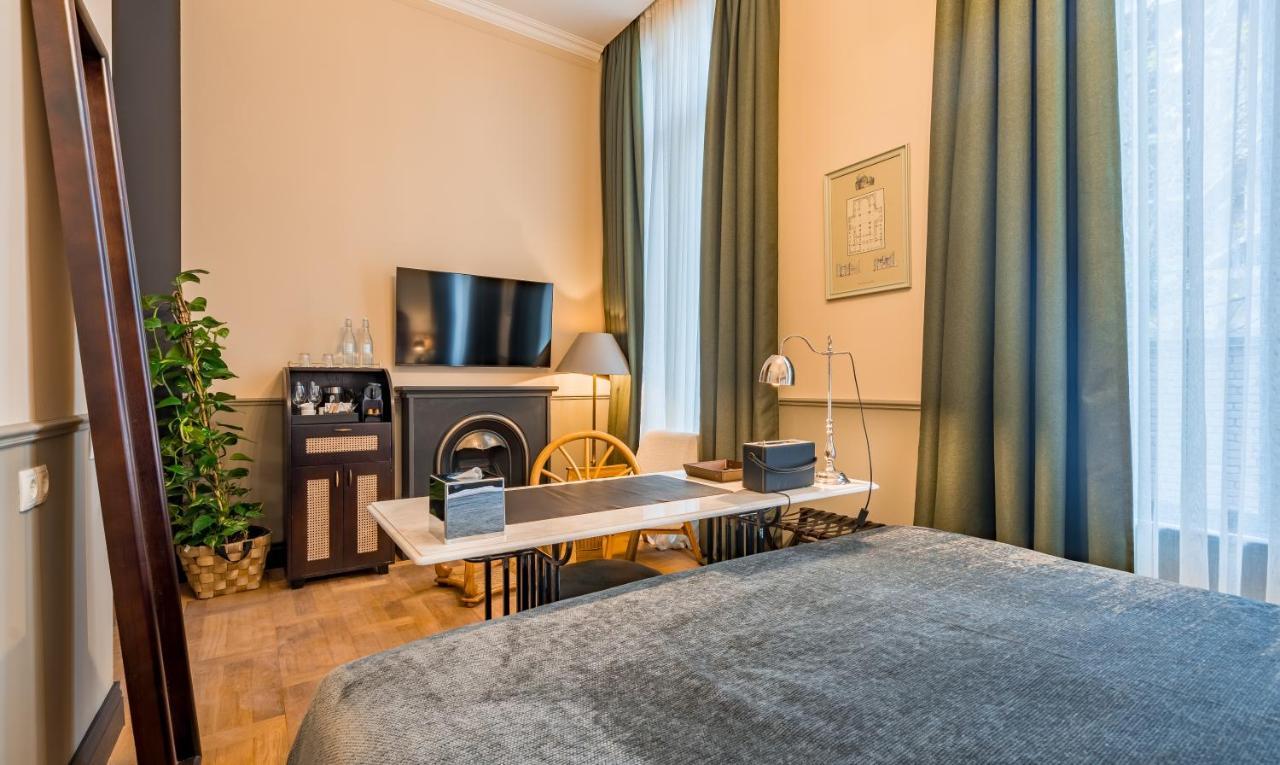 Communal Hotel Kutaisi Ngoại thất bức ảnh
